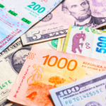 Como invertir en pesos y ganar en dolares en Argentina